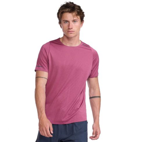 2XU Men's Light Speed Tech Short Sleeve T-Shirt  Dark Pink