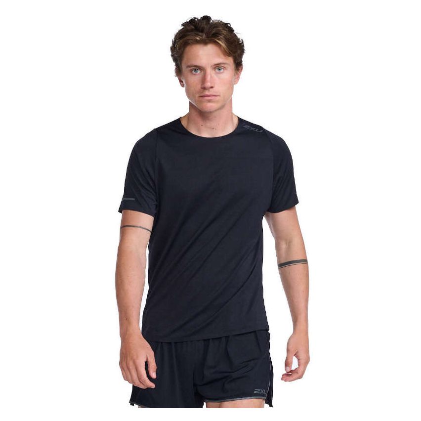 2XU Men's  Light Speed Tech Short Sleeve T-Shirt  Black