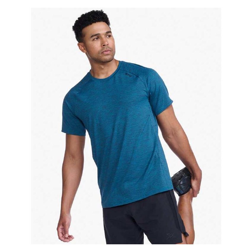 2XU Men's Motion  Short Sleeve T-Shirt Blue