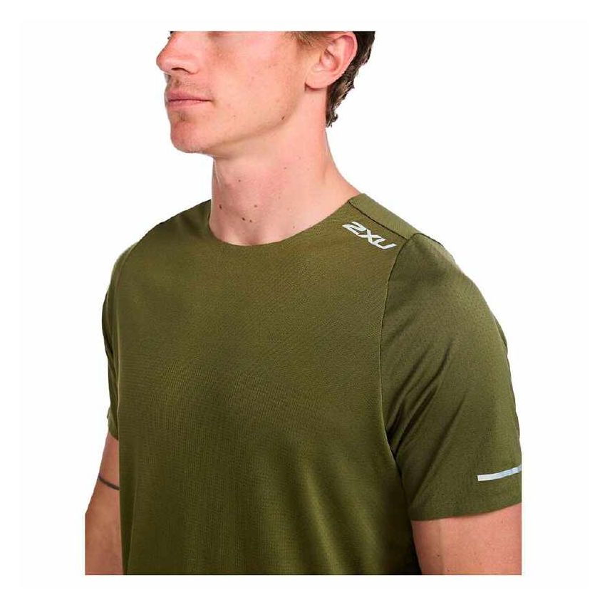 2XU Men's Light Speed Tech Short Sleeve T-Shirt Olive