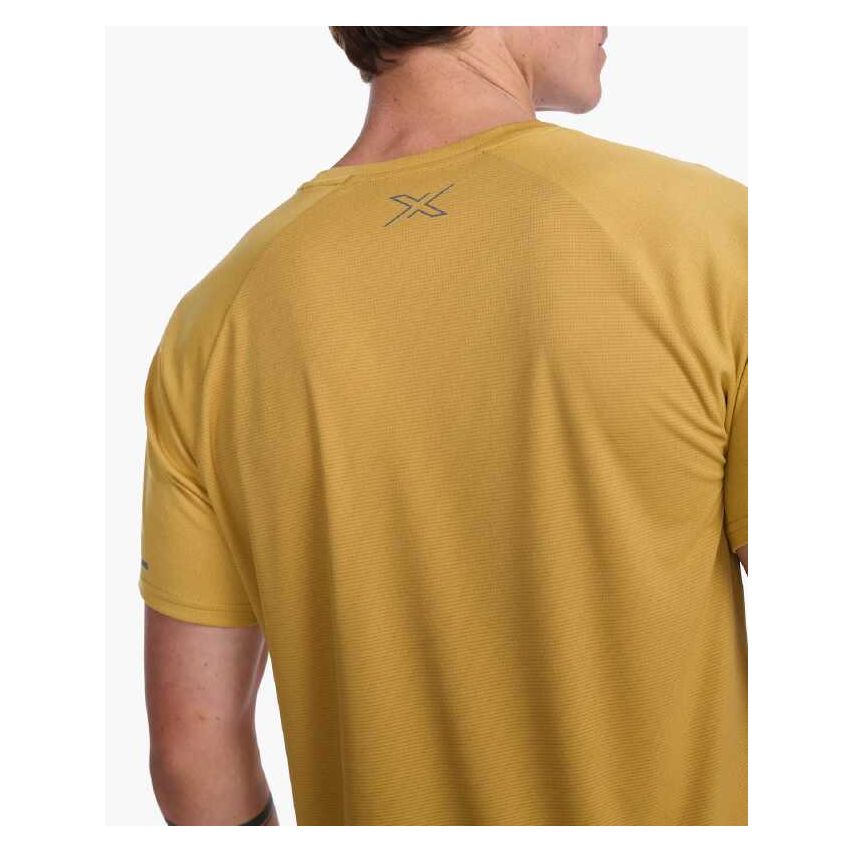 2XU Men's  Aero Short Sleeve T-Shirt Yellow
