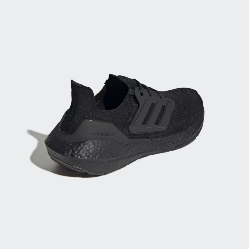 Adidas Mens Ultraboost 22 Shoes  Black