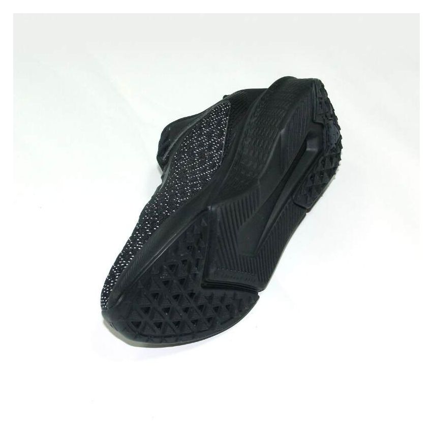 Peak Laceoff Black Shoes